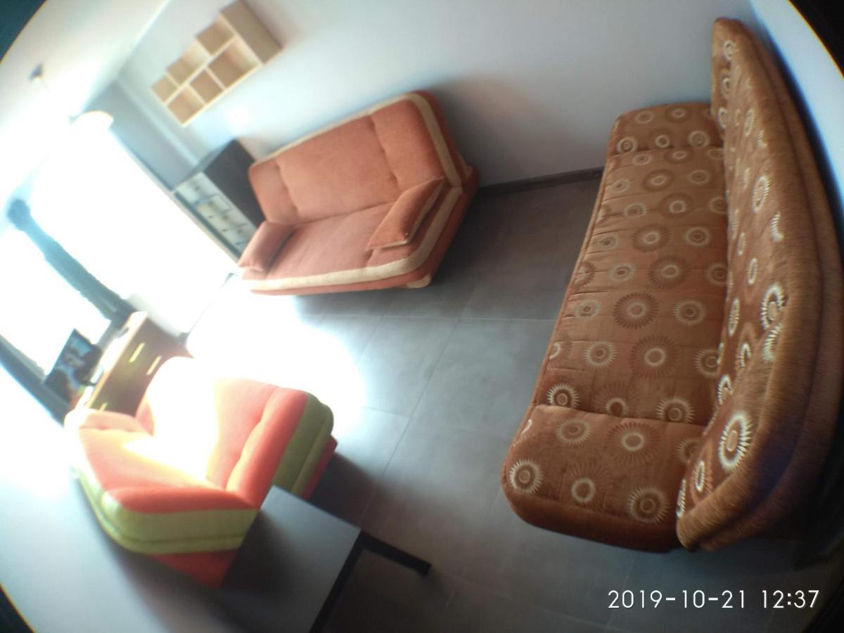 2120 Przyjazni 4 - Tanie Pokoje - Samodzielne Zameldowanie - Self Check In Poznań Kültér fotó